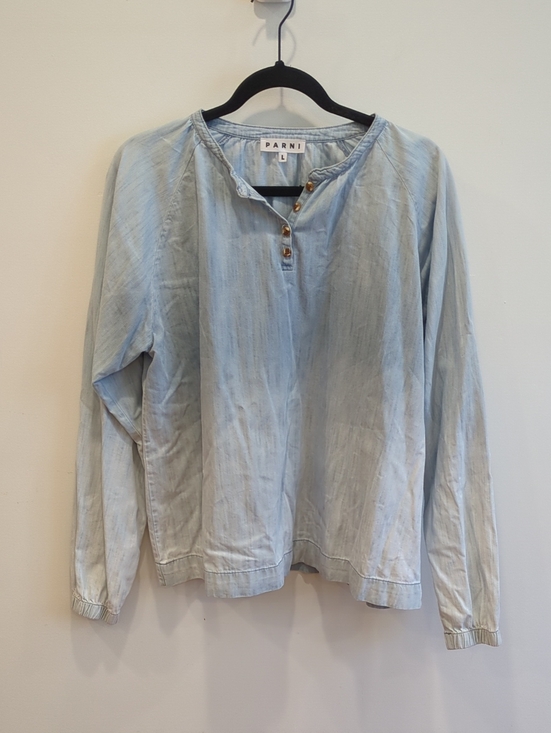 Parni Tops - Coastal Beach Boho Minimalisit PARNI Chambray Cotton Denim Light Blue Blouse (L)